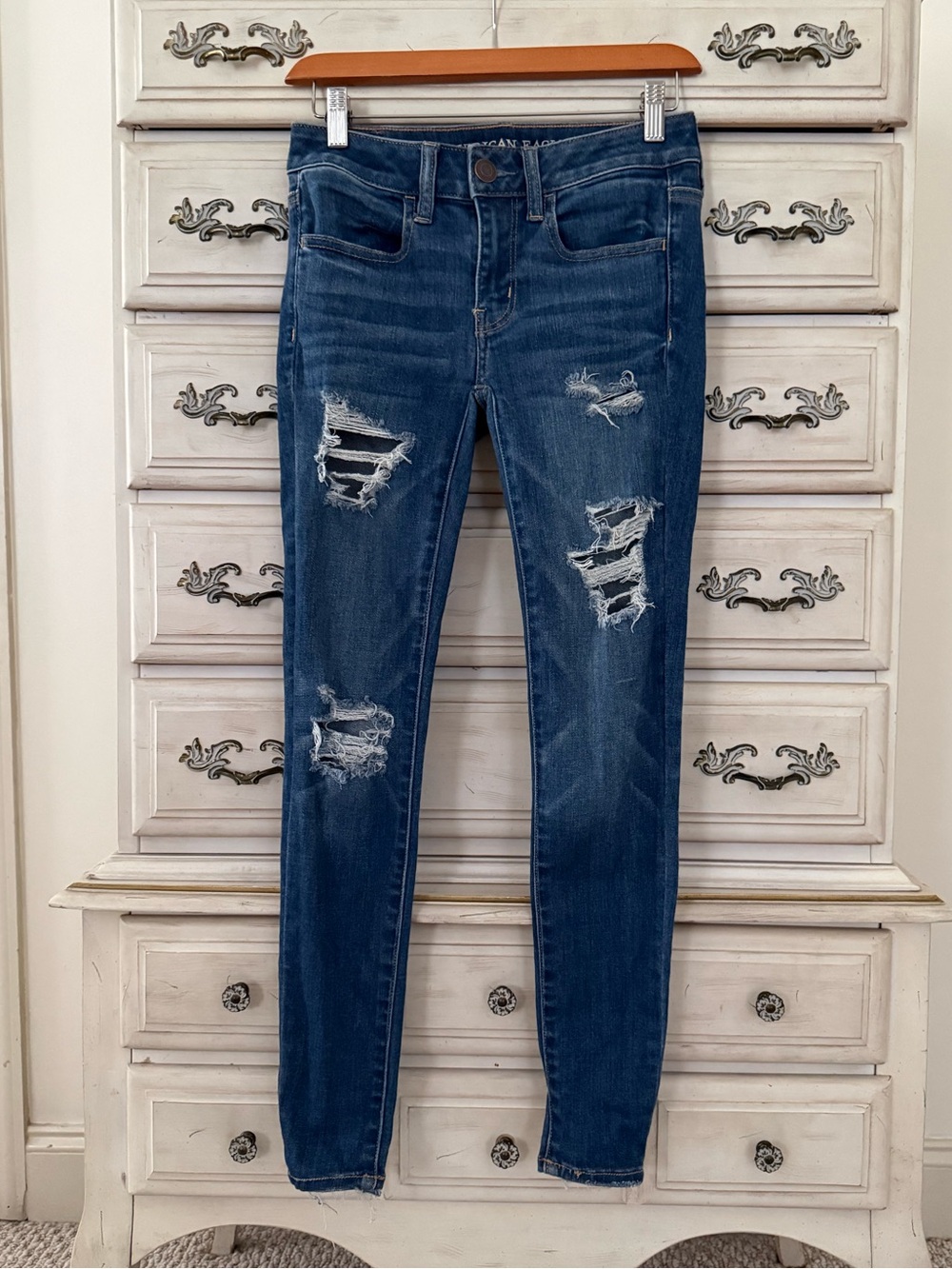 American Eagle Dream Jegging Distressed Skinny Jeans